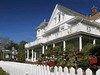   White Doe Inn, The