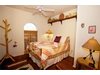   Sam Hughes Inn Bed & Breakfast