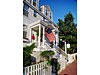   Martin House Inn