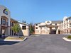   Days Inn & Suites