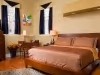   Independent Philadelphia Hotel, The