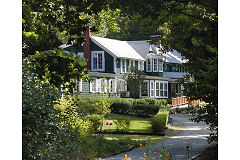   Fox Creek Inn