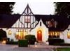   Candlelight Inn